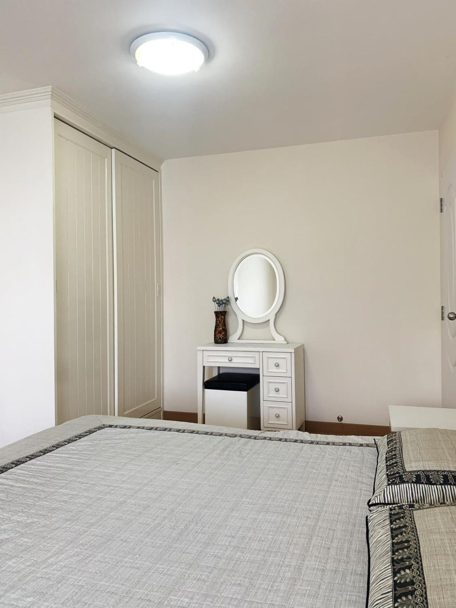 Charming Resident At Ekkamai From Studio Unit Up To 2 Bedroom Apartment Μπανγκόκ Δωμάτιο φωτογραφία